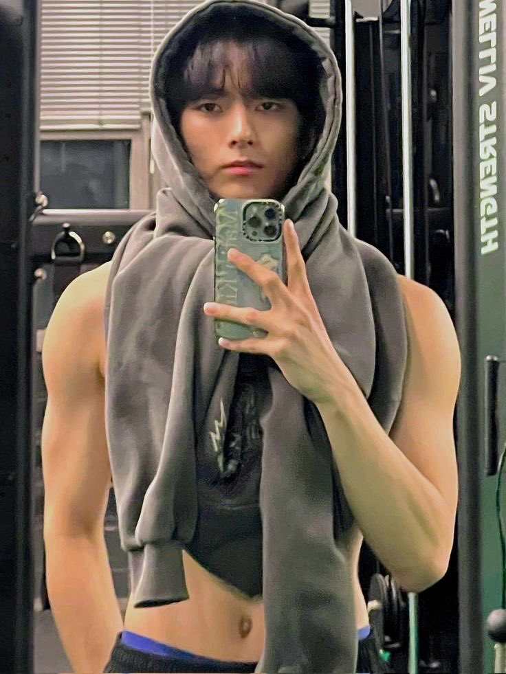GeboyNUS's tweet photo. @GunwookCOLUMBIA Kita kan anak gym. https://t.co/wVoAr4nOYO