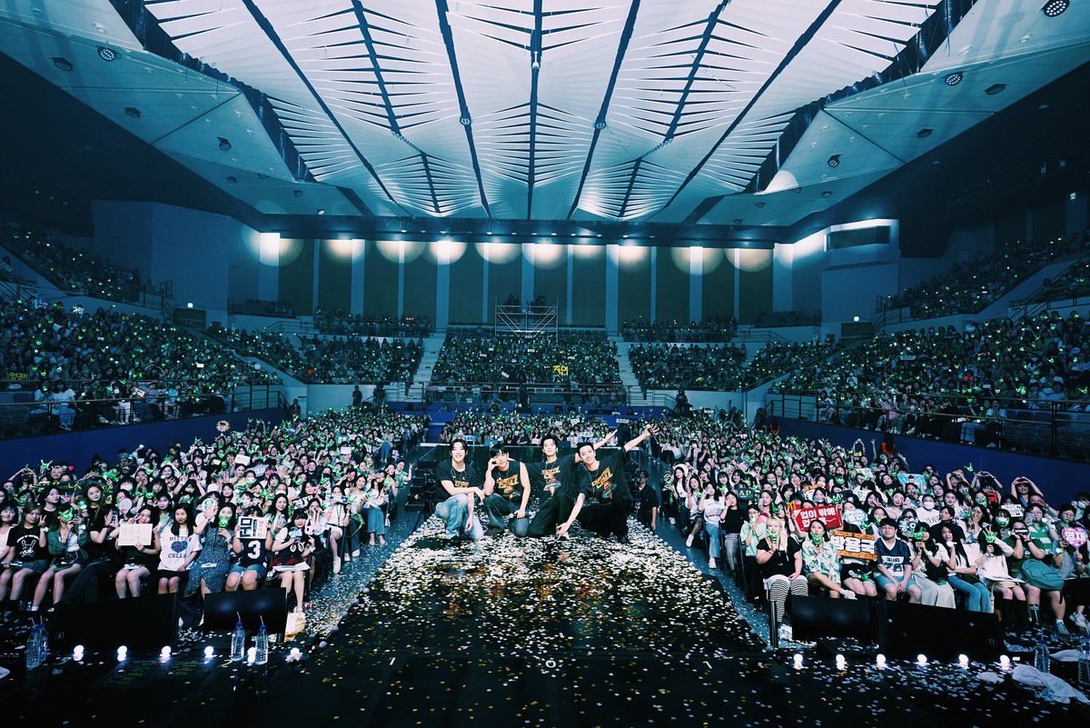 HallyuSG's tweet photo. K-pop boy band #BAP, or #Bang & #Jung & #Yoo & #Moon, held their #CurtainCall fan concert in Seoul last weekend.
๐ธ More photos below.
#BestAbsolutePerfect #๋น์์ดํผ #BangYongguk #JungYup #JungDaeHyun #YooYoungJae https://t.co/ixlmmJpj5F