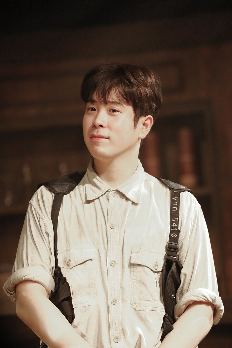 lynn_5410's tweet photo. 240818.《너츠》표지훈 - part 2(4P)
📸 🚫 Please do not cut my logo or edit the pictures,thanks❗재편집/도용과 상업적인 용도의 사용을 금지합니다! 请勿二改 勿商用 勿去logo! 转载请注出处
#너츠 #연극너츠 #극단소년 #표지훈 #표지훈PO #PYOJIHOON #PO #PO表志勋 #表志勋 #피오 #blockbpo https://t.co/CLcHyJbQqS