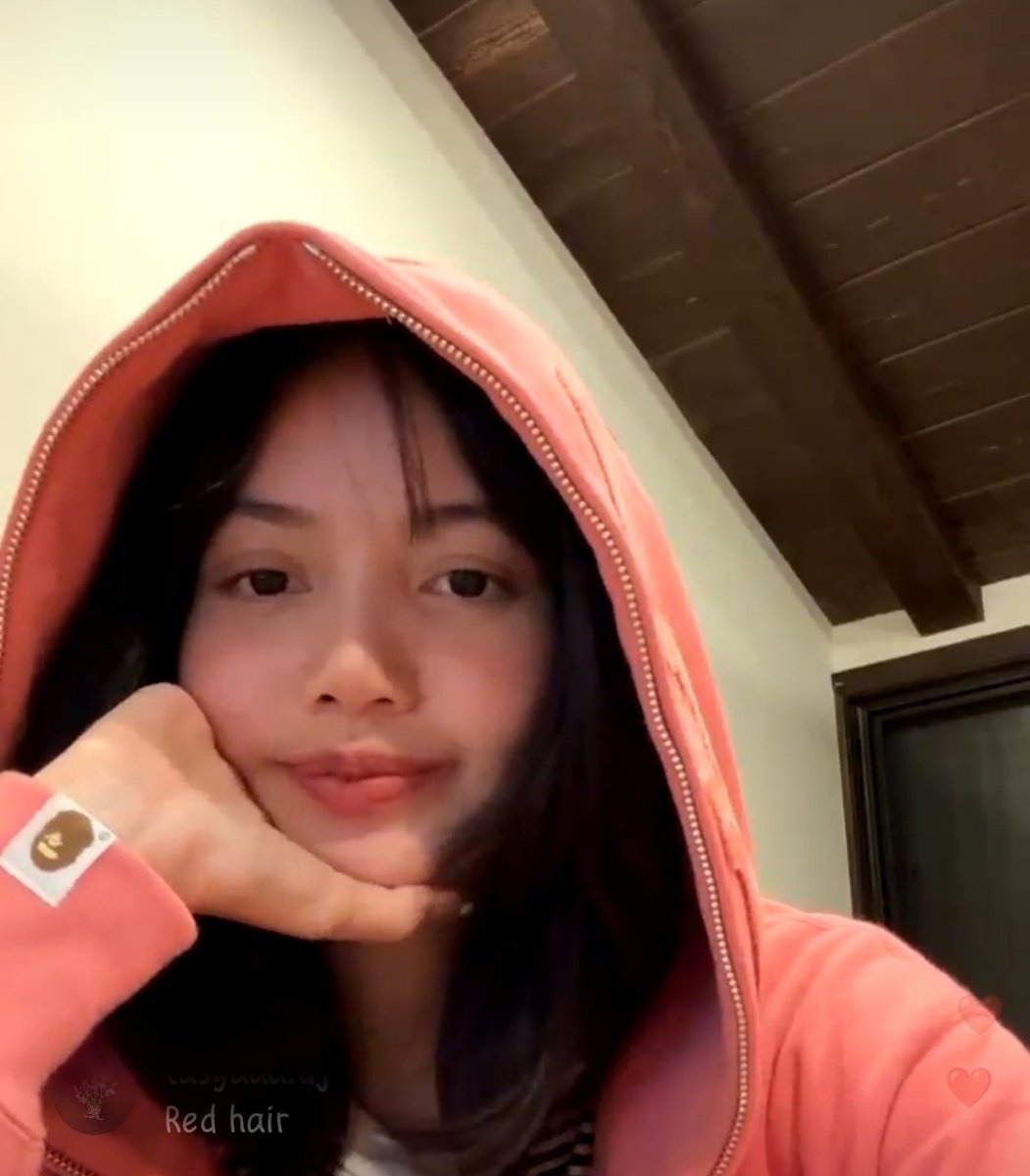 ไอ้หมาเด็กหมั่นเขี้ยวจริงๆ
#LISA