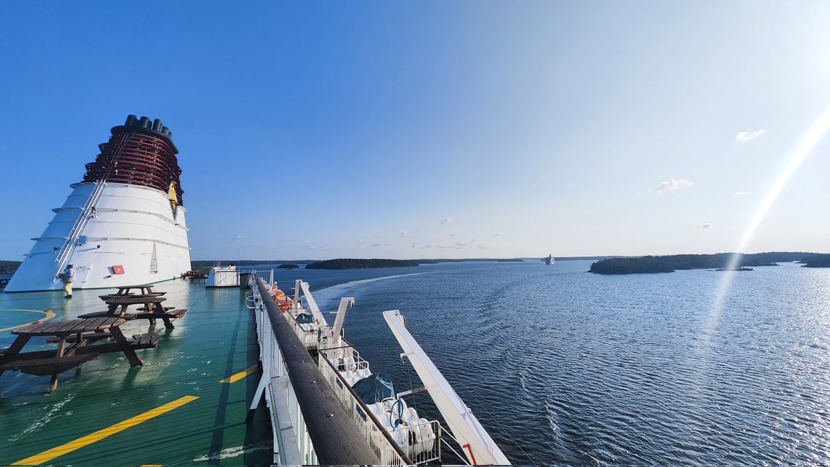 Tällaiseen aamuun herätessä ei voi olla kuin onnellinen

<a href="/vikingline_fi/">Viking Line Suomi</a>