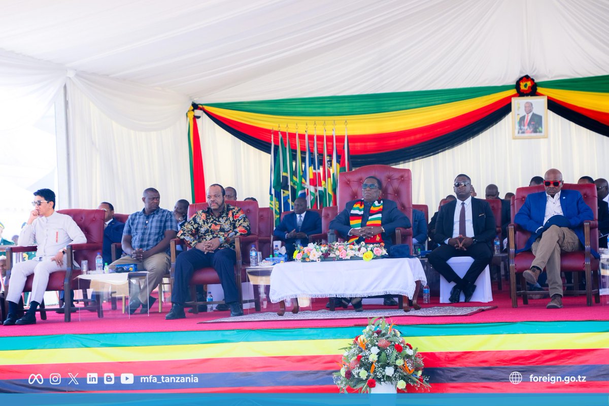 mfa_tanzania's tweet photo. MFA Tanzania:  RAIS MNANGAGWA AKABIDHI ENEO LA UJENZI WA MAKUMBUSHO YA UKUMBOZI WA AFRIKA
https://t.co/vJwUAgFm7V https://t.co/9HFGBnxheb