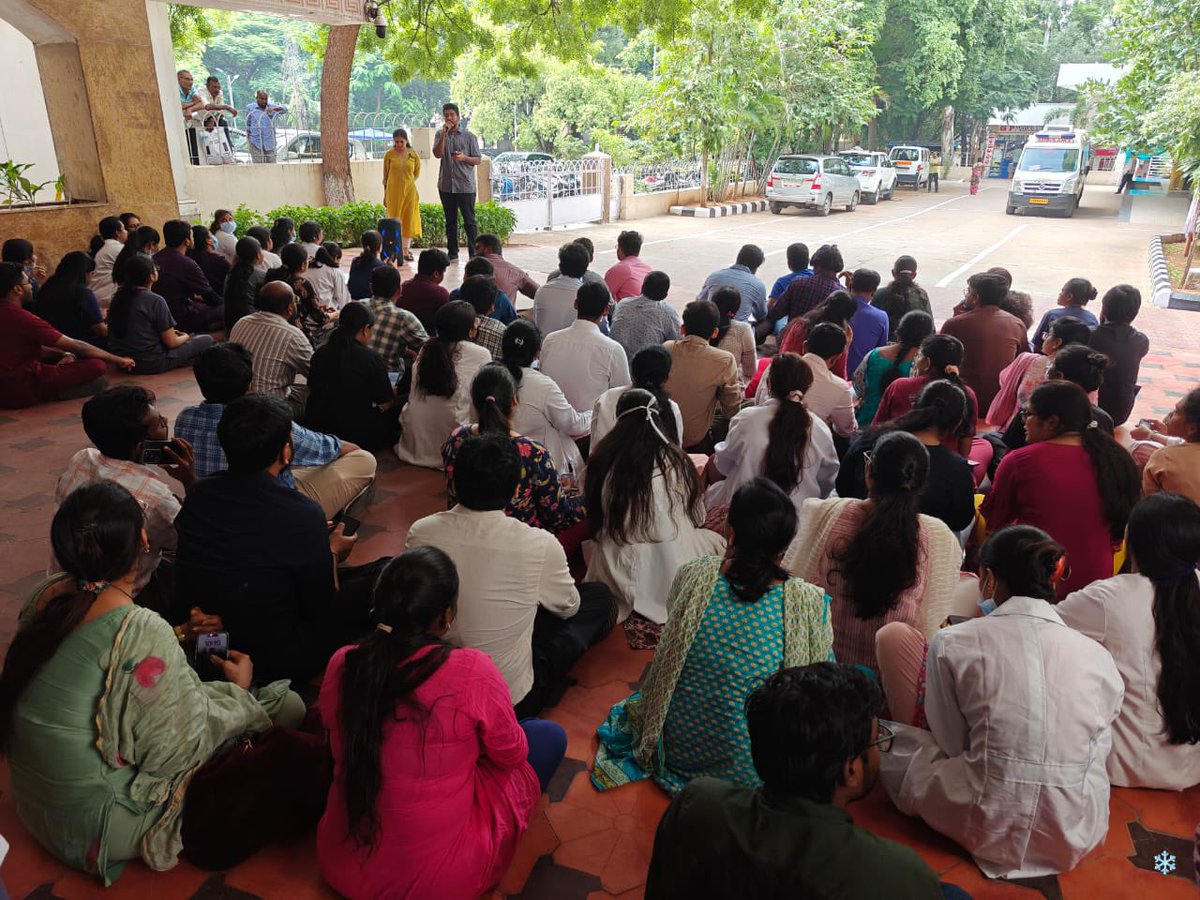 Doctors protesting NIMS
<a href="/nims_rda/">NIMS RDA</a> 

Today is Raksha Bandhan.

Governments should wake up and bring change in the society to protect every girl in the country.

Violence against doctors must be treated as a serious criminal offence.

#justicefornirbhaya