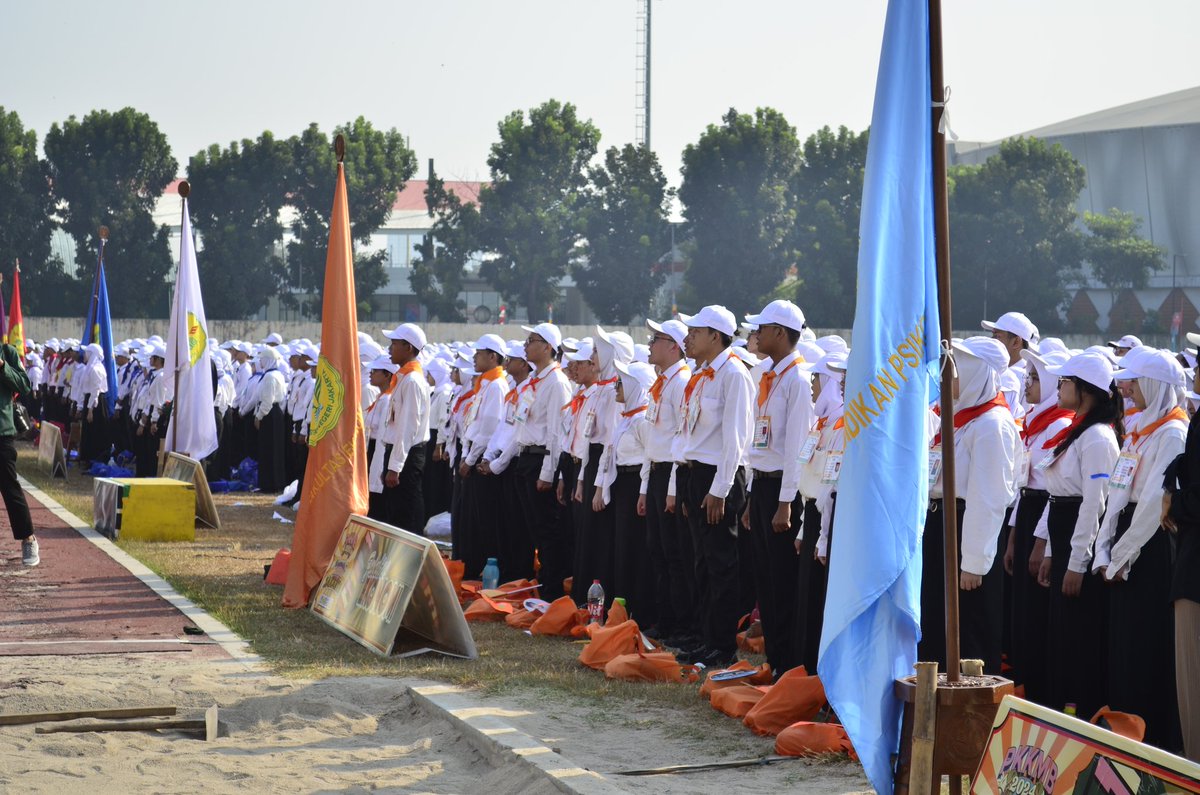 arayasimp's tweet photo. Halooo selamat pagii GeMa UNJ 2024! Today is the Day! Seru banget deh kegiatan hari iniii🤩 #OpenHousePKKMBUNJ #GeMaUNJ2024 #PKKMBUNJ2024Halooo https://t.co/YeSIlGqzeS