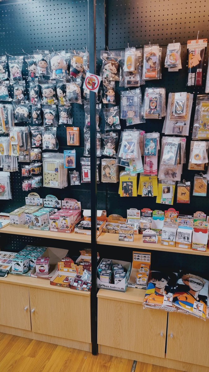 la_tendo's tweet photo. 🏐【 8.19 HAIKYU!! DAY 】🏐
HAPPY HAIKYU!! DAY! The fandom that sustained everyone during 2020 ♡ I can still hear "Iwa-chan" from the recesses of my brain 😭

INSTOCK Haikyu!! merchandise avail here!
🛒: https://t.co/MI4fs4zXxL https://t.co/p9vMoPMx7S