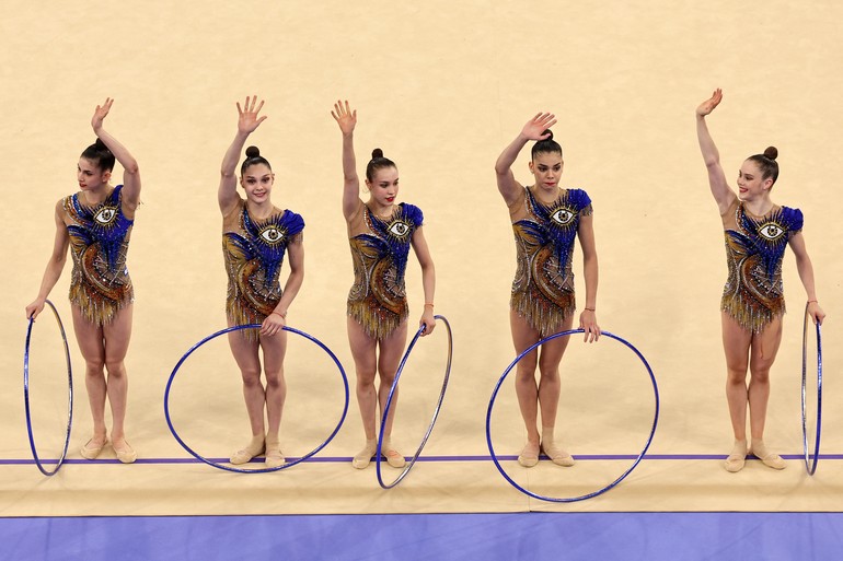 wolipop's tweet image. #Foto Waduh! Tim senam Israel di Olimpiade 2024 viral disebut pakai baju iluminati🤨

Lihat fotonya di sini!

&amp;gt;&amp;gt; dtk.id/NkufpU

Foto: REUTERS/Athit Perawongmetha

#wolipop #olimpiade #olimpiade2024 #gayaatletolimpiade #senamritmik #israel #atletsenamritmik