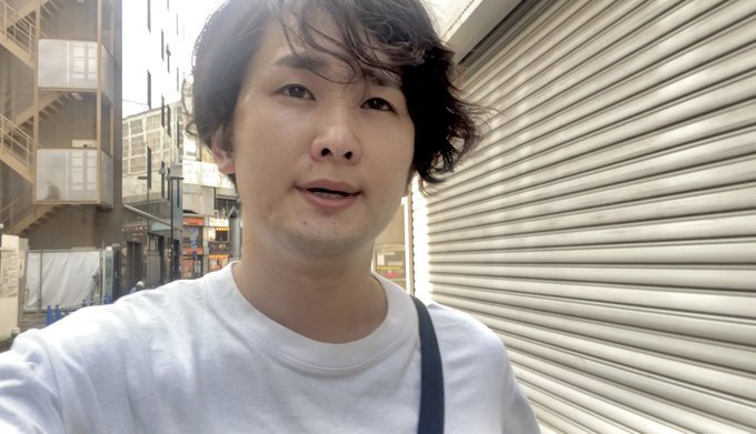 今日のストッキング責めは本気でヤバかった。。。ストッキングのつま先から太ももまで一気にグイッと引っ張られた瞬間、絶叫したし涙出そうになった。 1秒で亀頭が崩壊しそうになったし脳汁がほとばしった。。。  クセになってるわ🎂 またやりたいわ🍰