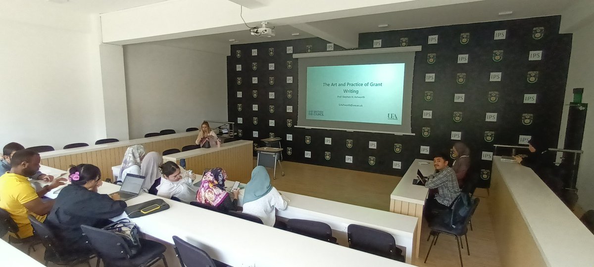 Too busy to take many photos today in the Grant Writing Workshop at UBD <a href="/ubdbuzz/">UBD</a>.
I hope the participants left with fresh ideas and insights.  Thanks to <a href="/DrSusanMatthews/">Susan Matthews</a> for the material and UBD for hosting. 

<a href="/UEA_Chemistry/">UEA Chemistry</a> <a href="/uniofeastanglia/">UEA</a> <a href="/UEAPhysics/">UEA Physics</a>