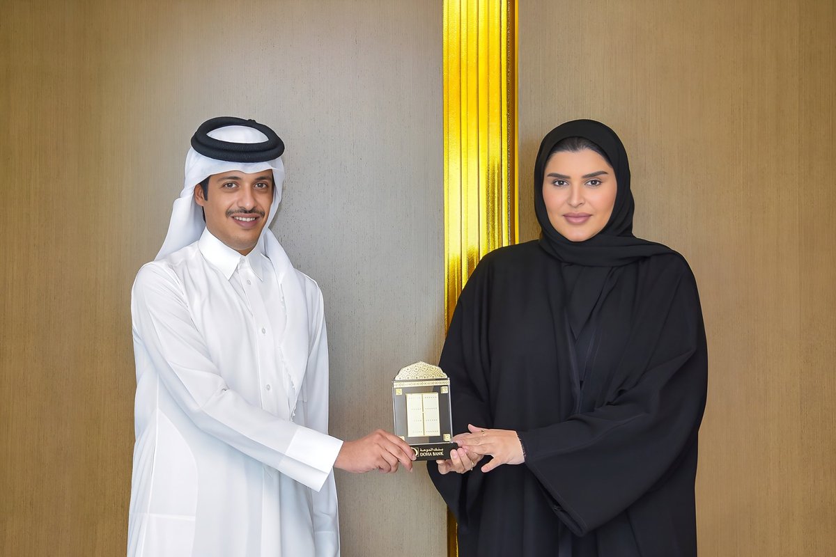 MSDF_Qatar's tweet photo. يَسُرُّ وزارة التنمية الاجتماعية والأسرة أن تعلن عن التعاون مع #بنك_الدوحة..بشأن دعم الأهداف الرئيسية لمشروع #عازم من حيث تعزيز الوعي ��لمالي للأُسر القطرية والشباب..وتمكين الأفراد من التخطيط الفعال للاقتصاد الأُسري.

#الأسرة_ثروة_وطن
@DohaBankQatar https://t.co/VdcFnJzd67