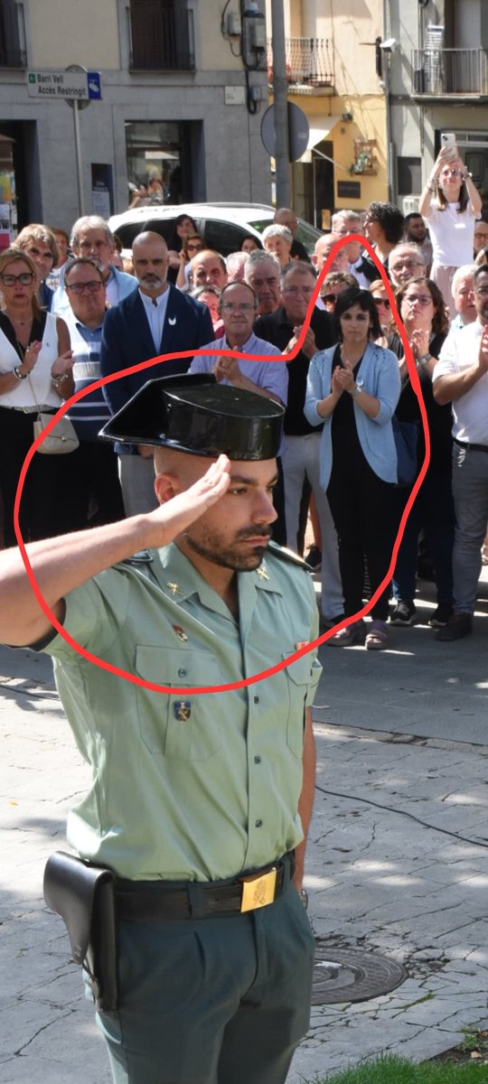 Desemmascarant tweet media