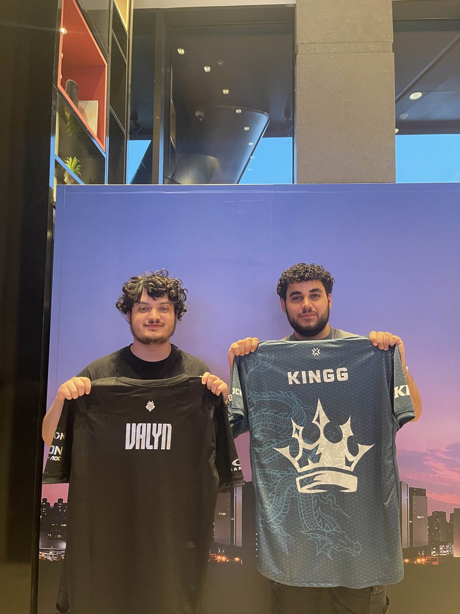 LEV kiNgg tweet media