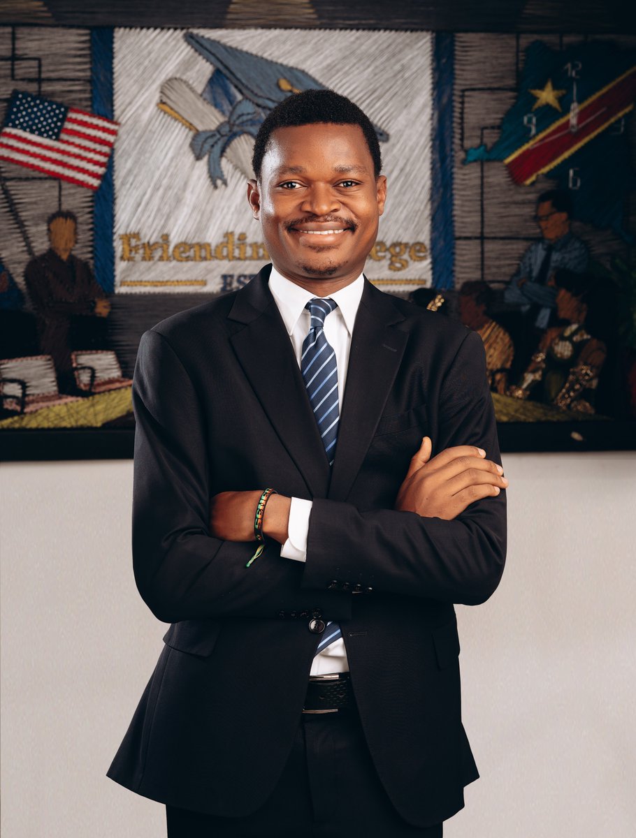DavidMuandaCD's tweet photo. KINSHASA : N'ayant pas trouver de bureau au Centre Financier, un ami nous a aidé à nous installer à Lingwala et je reste disponible pour vous recevoir là-bas.

Dans les mots d'Aliko Dangote, nous développons l’Afrique par le biais des entreprises, et non par la politique. https://t.co/gEoYW7NJM2