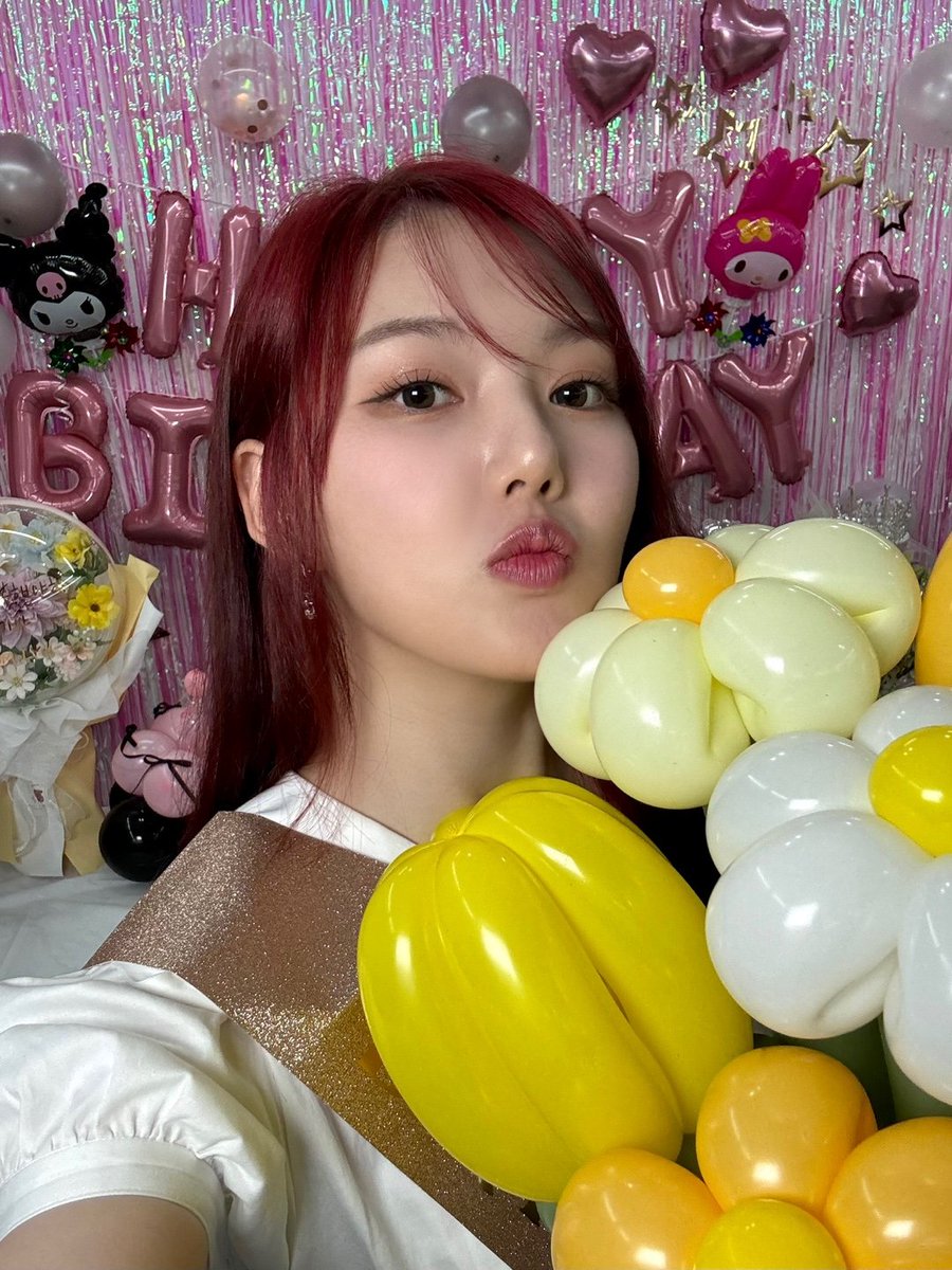 예린 YERIN tweet media