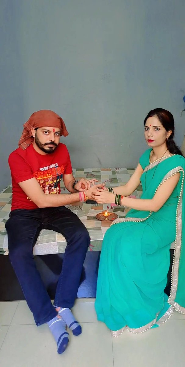ImAvi92's tweet photo. #rakshabandhanspecial ❤️
#रक्षाबंधन ❤️ https://t.co/8K3EiSRjIC