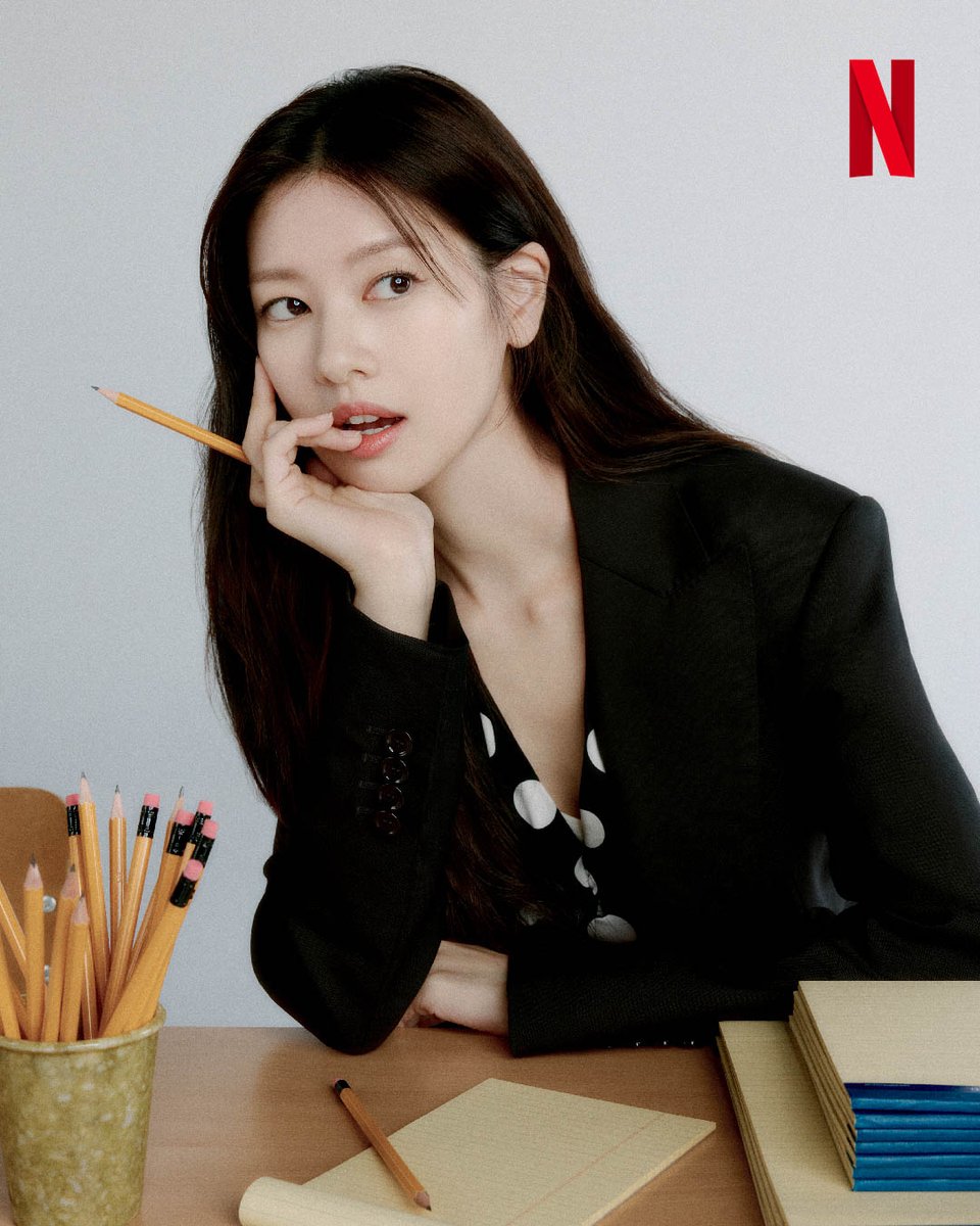 Netflixth tweet media