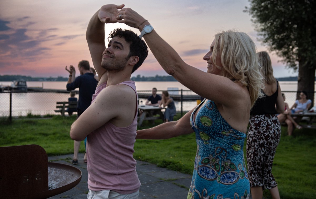 salsaplatform's tweet photo. Latin at the Lake: zaterdag 20 juli 2024, foto's:
https://t.co/ukfdzR3UuQ https://t.co/M2rDAFzfYq