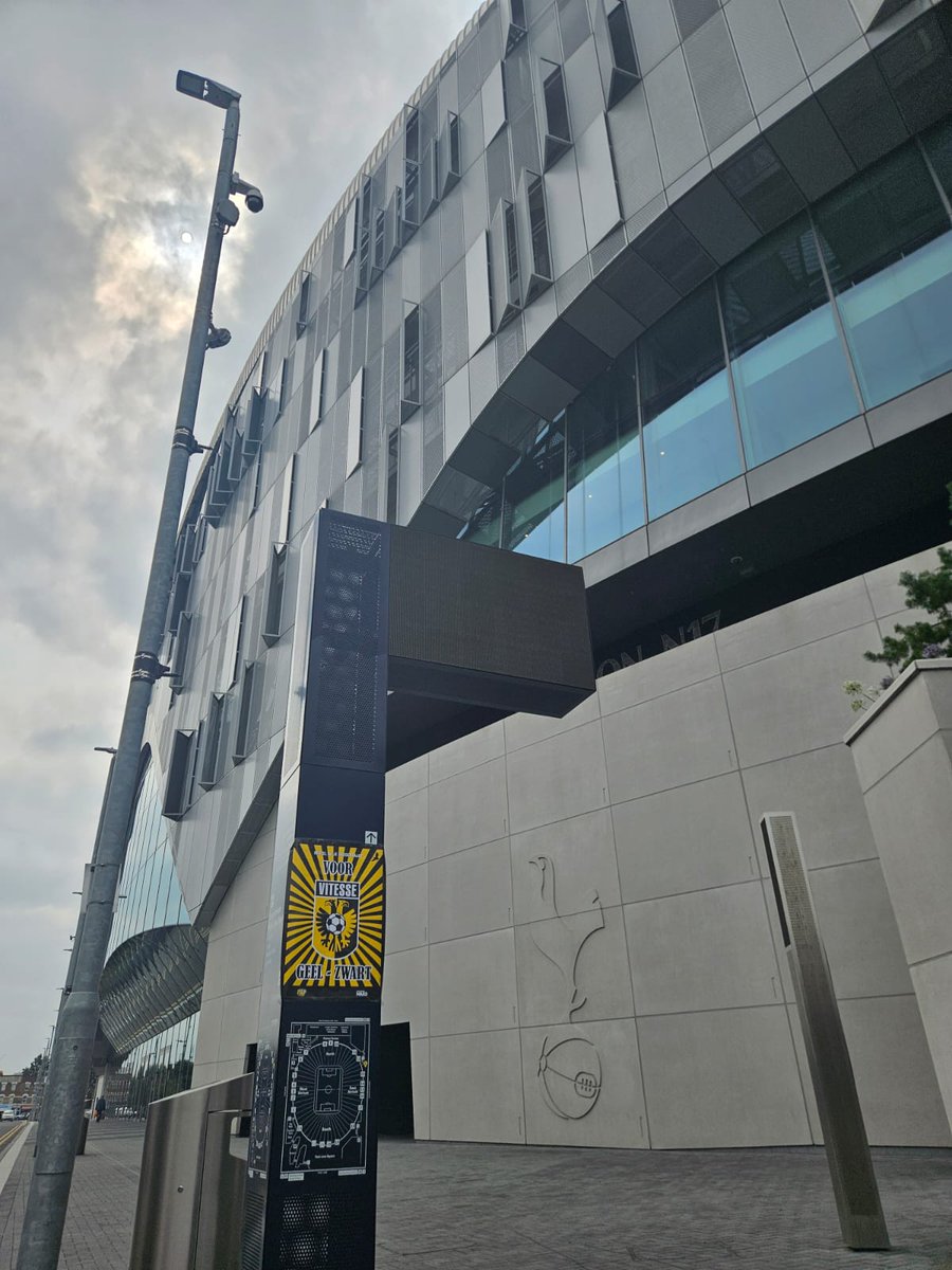 Voor geel en zwart 💛🖤
<a href="/ODBVV/">OpDeBresVeurVites</a> <a href="/Arnhem1892/">Bill Buford</a>
#vitesse #OpDeBresVeurVites