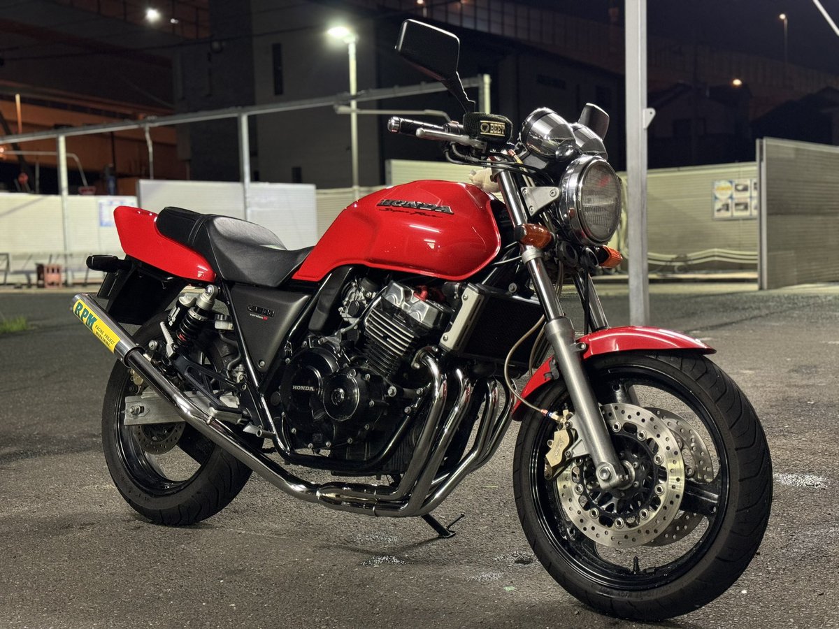 nc31_Rahmen's tweet photo. #cb400sf
 #スーフォア 
 #nc31
 #honda 
#バイクの日 https://t.co/biN2XgVJ9t