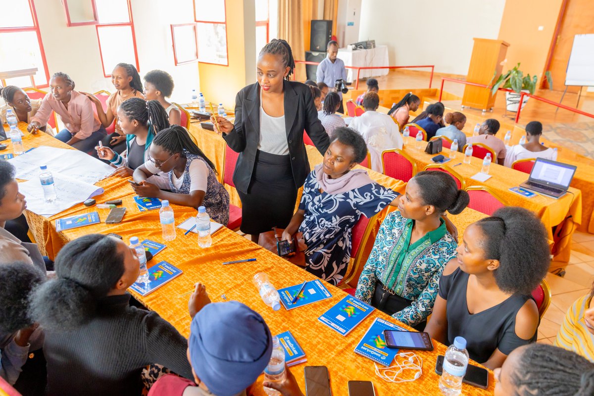 FAWERwanda's tweet photo. "Right now, the scholars are deep in group discussions, sharing their career dreams and the challenges they've faced.  They will also get time to present their inspiring stories of how they’re overcoming these challenges  to everyone! 
#empowerher
#girleducation
#careeradvice https://t.co/LK0PkmSOFQ