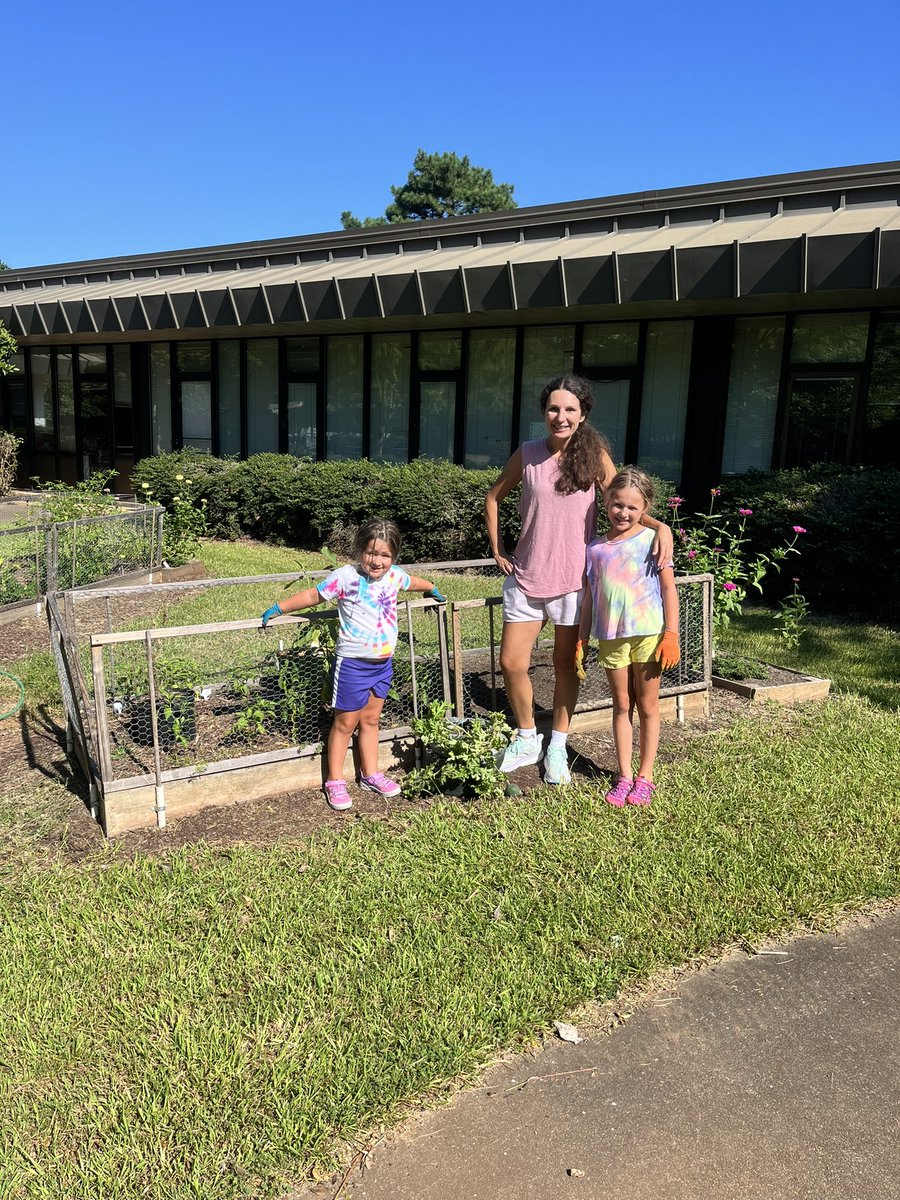 Farmington Woods tweet media