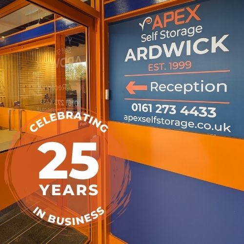 To celebrate 25 years of Ardwick we present to you the amazing people behind the site, who will always welcome you with a smile and listen patiently to any questions you may have,
Beckie, our Site Manager and Siobhan, our Assistant Site Manager ❤️

#25yearsinbusiness #SelfStorae