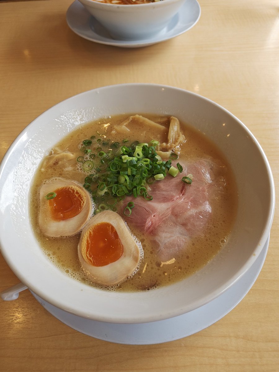 murab000's tweet photo. 久々麺屋さ近のtritonラーメン
#麺屋さ近 https://t.co/27OUvtFKhE