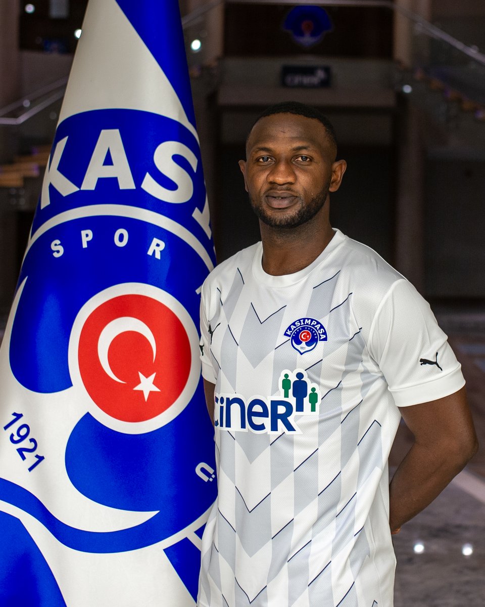𝐓𝐫𝐚𝐧𝐬𝐟𝐞𝐫 🤝📝

Yeni transferimiz Nicholas Opoku, sağlık sponsorumuz Liv Hospital Vadi İstanbul’da geçirdiği kontrollerin ardından, Turgay Ciner Spor Tesislerimizde düzenlenen imza töreninde kendisini Kasımpaşamıza bağlayan sözleşmeye imza attı.

🔗kasimpasa.com.tr/tr/haberler/a-…