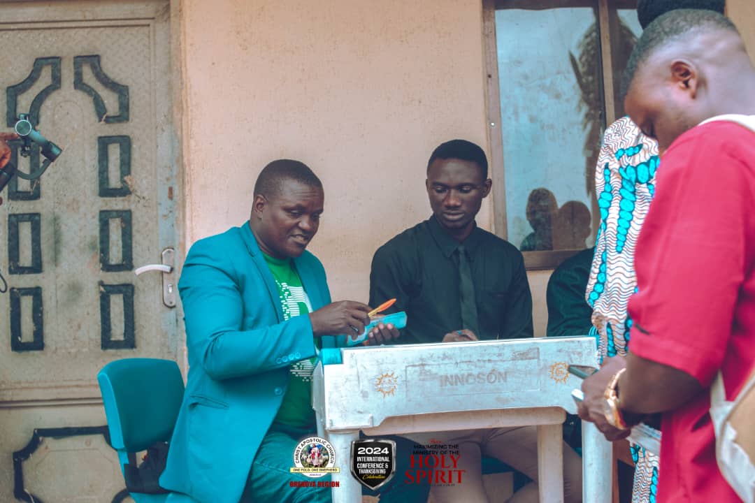 Orekoyaofficial's tweet image. Thank God For Safe Arrival🙏🏿 

We’re so grateful to God that you made it safely!

Let’s Make It Unforgettable!

Photo Speaks‼️

MAXIMIZING THE MINISTRY OF THE HOLY GHOSTS
#2024InternationalConference
#CACNews 
#ChristApostolicChurchYouthConference
#CACOrekoyaRegionalHeadquarters