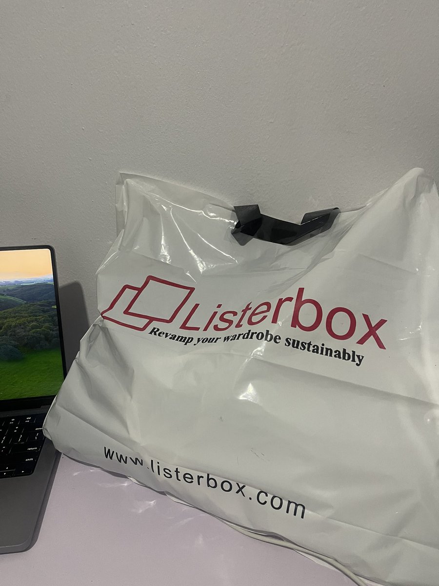 A Listerbox order is set and ready to be delivered 📦❤️