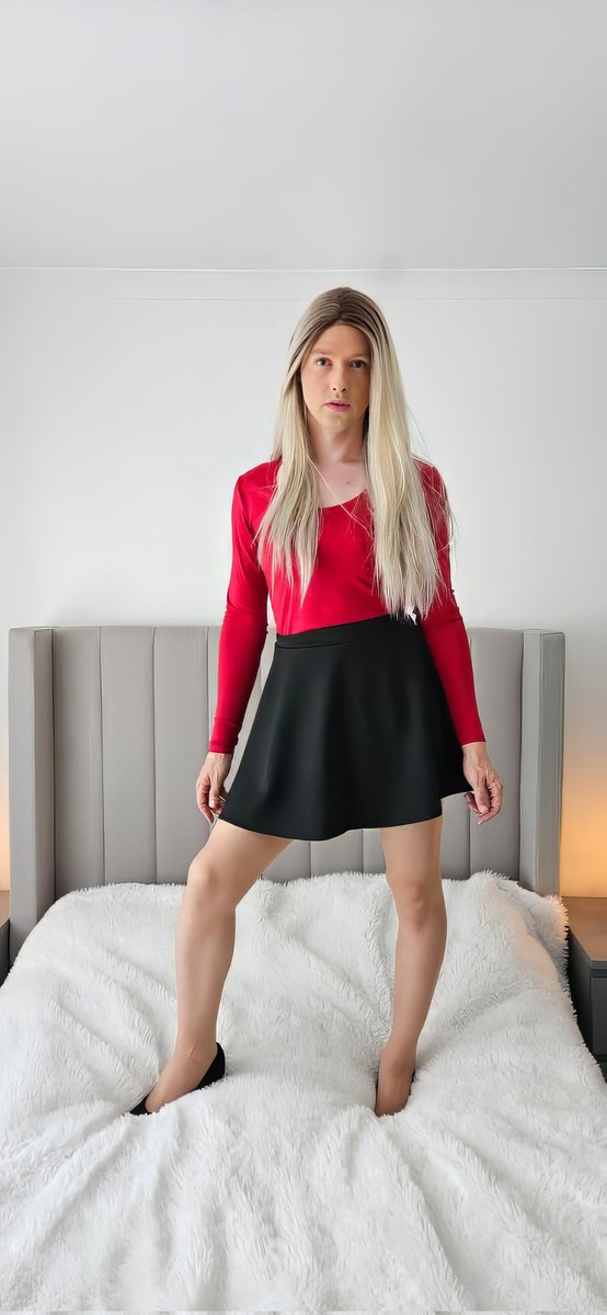 genderpoint's tweet photo. ❤️🖤 #Trans #transgender #tights #nylon #nylonfetısh https://t.co/RQKo7i8lhZ