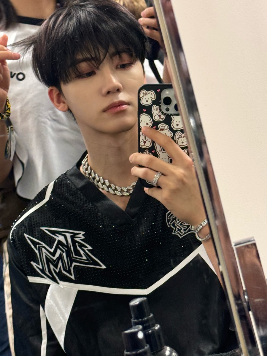 𝙮𝙤𝙪𝙧 𝙛𝙖𝙩𝙝𝙚𝙧 tweet media