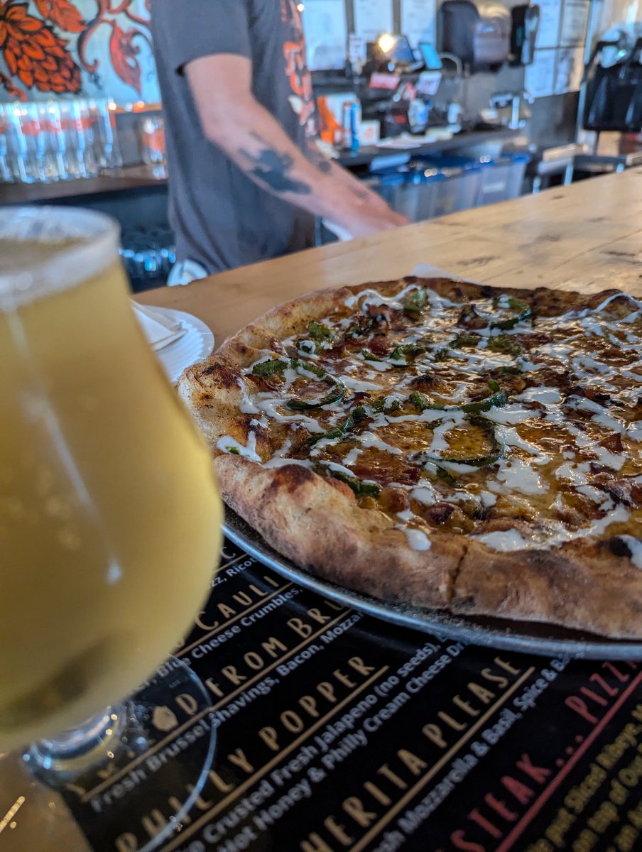 1Doggo's tweet image. Hey you!! Yes. You. 

Do you like pizza? :3

#furry #fursuit