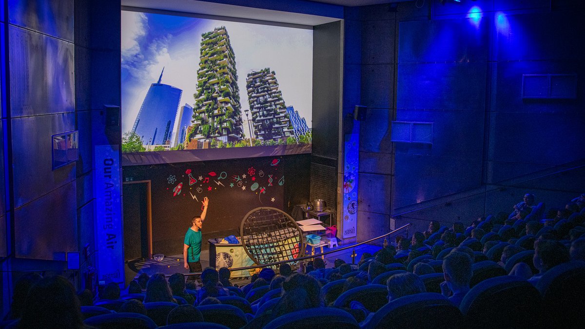gsc1's tweet photo. 🙋🏽‍♀️ Hands-up, who wants their school to benefit from a Glasgow Science Centre experience!? 🏫  

🧵 what's on offer for pupils &amp; educators to enjoy...

1/7

#STEMlearning #STEMeducation https://t.co/jbndXyleKT