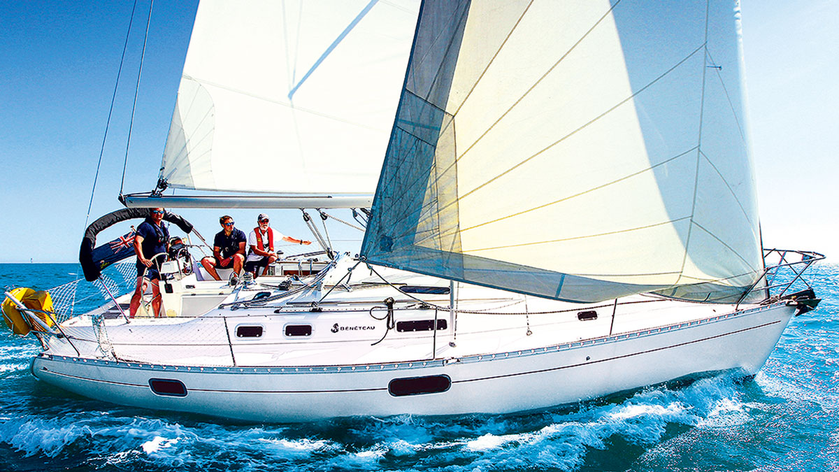 Best second-hand sub-40ft liveaboard boats: sail and power trib.al/WPk10iU