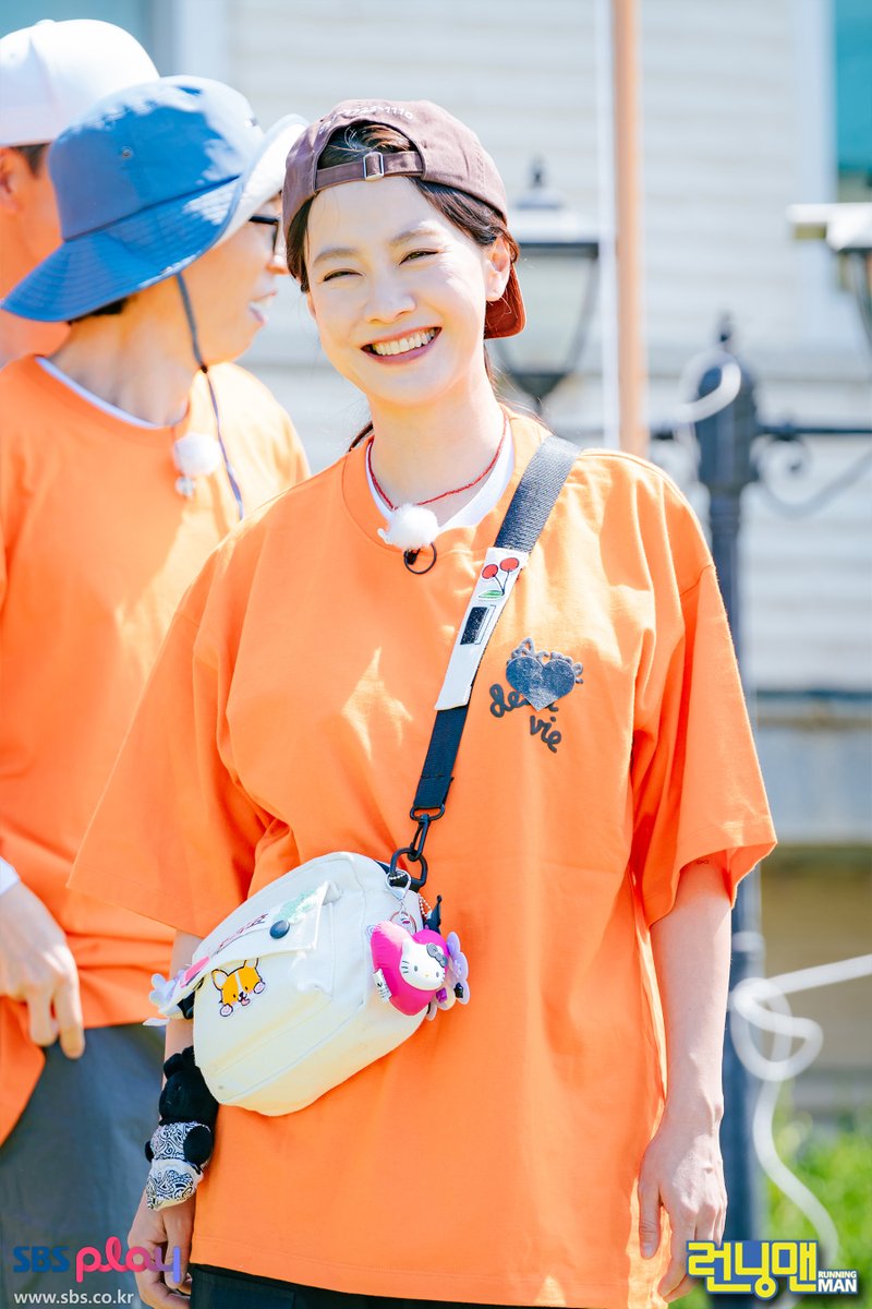 elleigh_sjh's tweet photo. song jihyo running man photo studio ep 715🧡

#송지효 #SongJiHyo #런닝맨 #runningman https://t.co/XX2n1LwOS4
