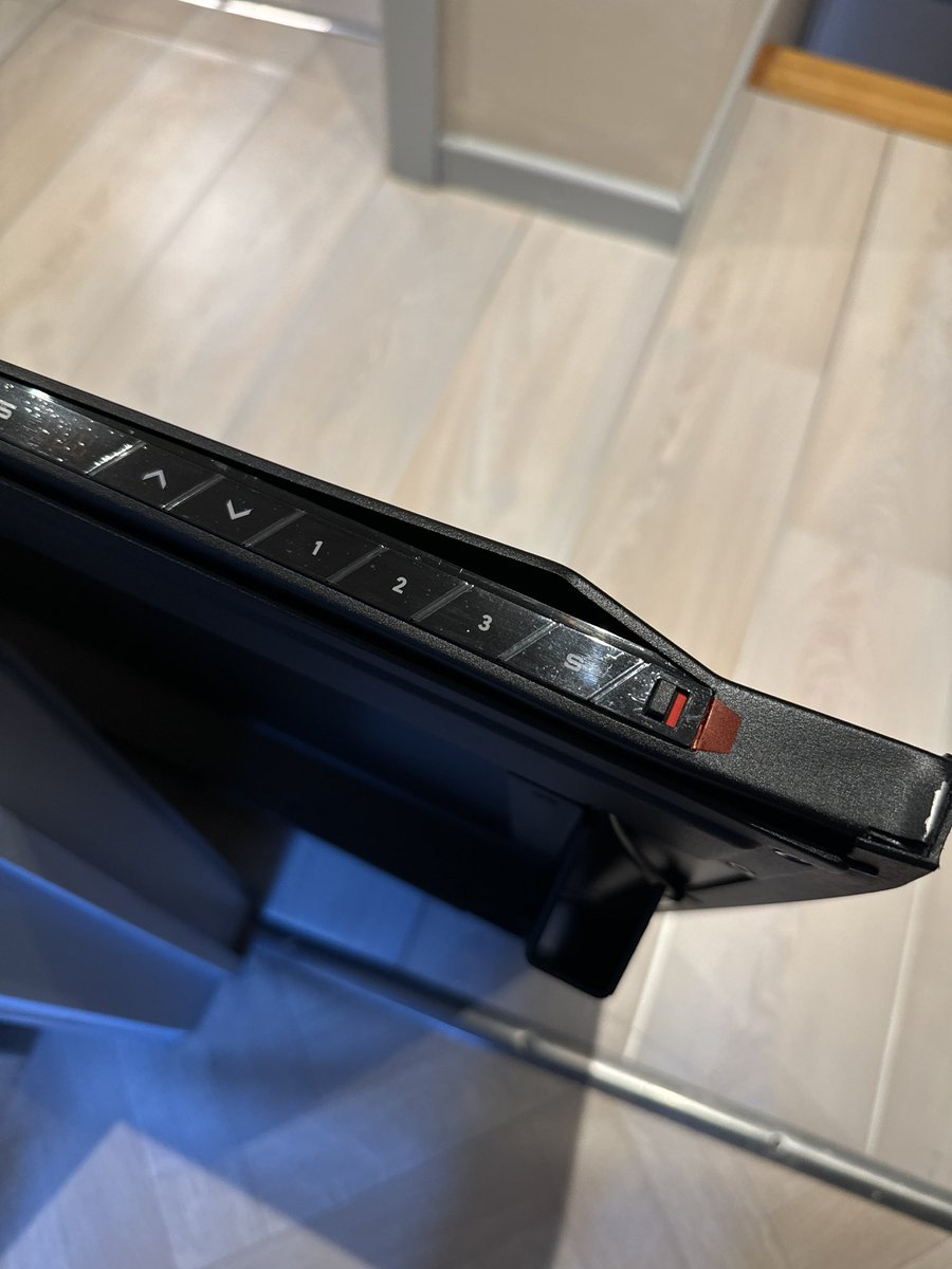 Overhill93 tweet media