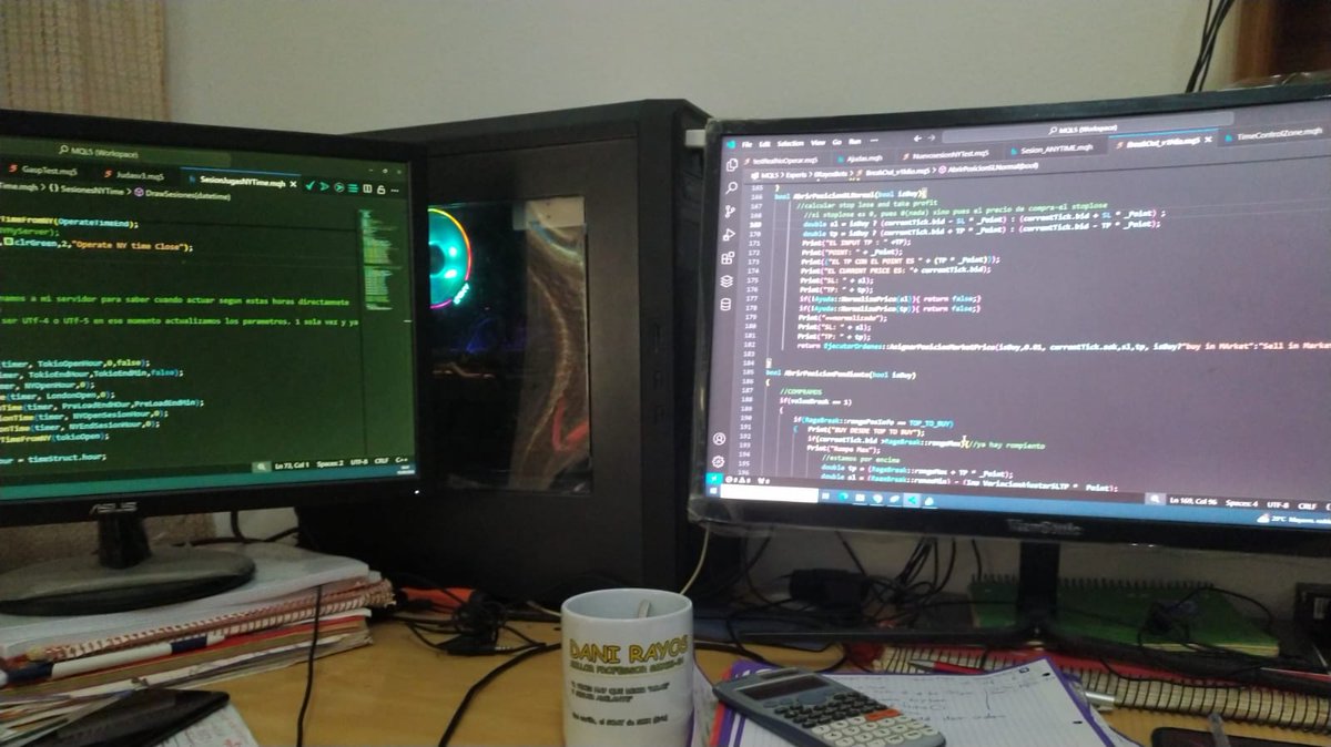 Después de unas buenas vacaciones, me voy a poner a programar un poco, que tenía muchaaas ganas antes de volver a la rutina, pero los viajes se me han acabado haciendo largos y empiezo ya a las últimas semanas jaja
PD: mostrando la taza que me regaló un alumno y me hizo mucha ilu