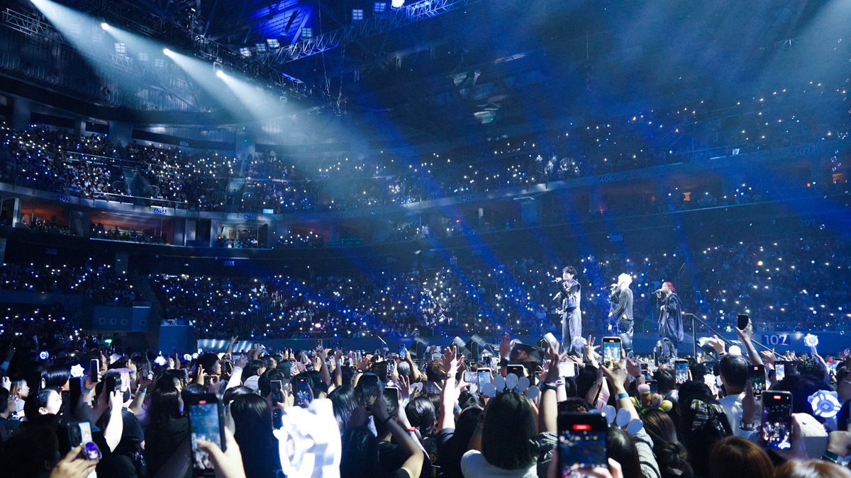 What an incredible night for PPOP 🥹🇵🇭Thank you so much @watsonsph for gathering us. 

Thank you rin, A'TIN!! We hope you liked the performances and energy we brought at the SM Mall of Asia Arena last night! 

#SB19 #PPOPPowerConcert 
#WatsonsClub #WatsonsPH