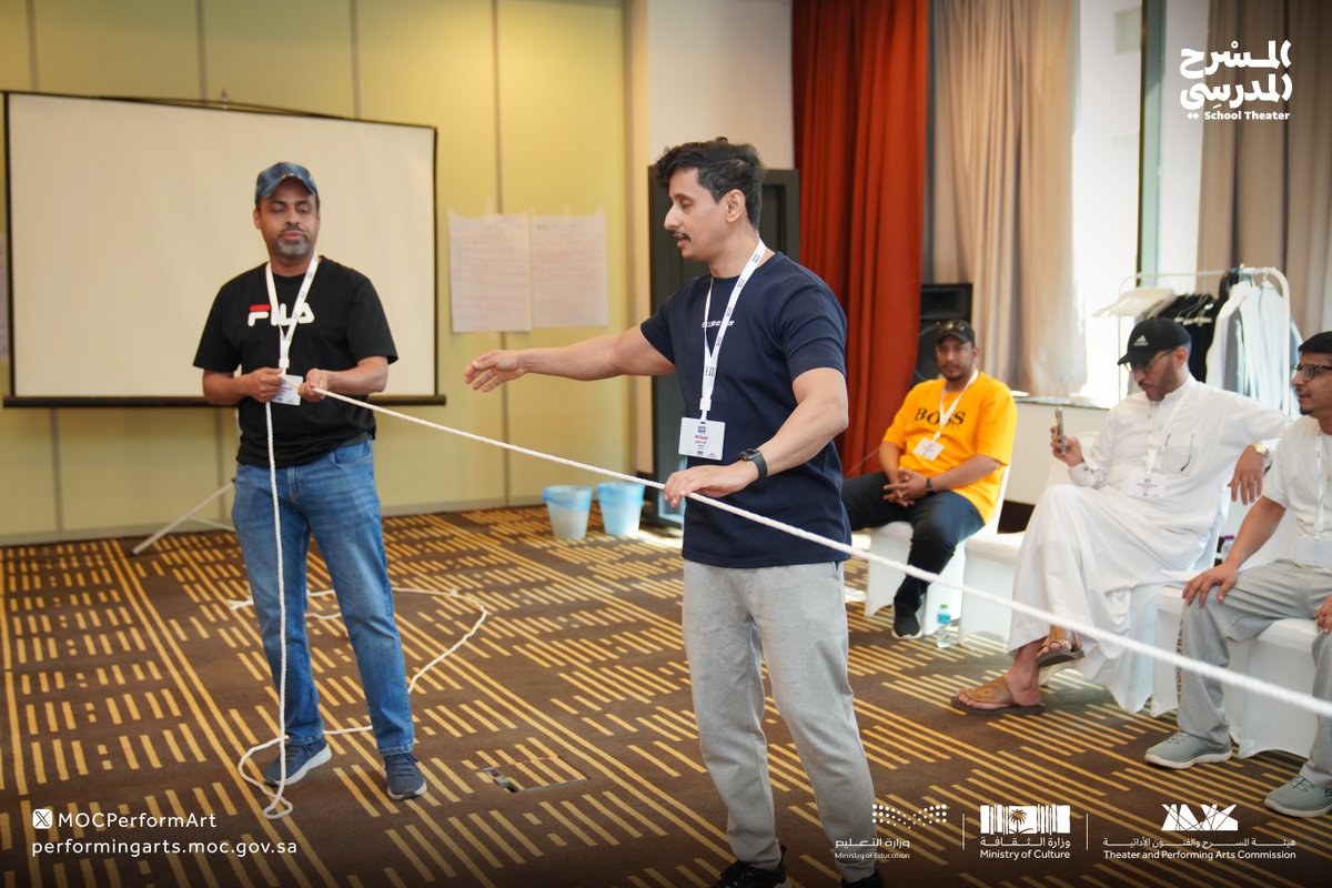 MOCPerformArt's tweet photo. هل تساءلت يوماً كيف يمكن لحبل خيالي أن يحدث فرقاً في مسرحك؟ 🎭

لتتعرّف على المزيد؛ سجّل الآن في المنصة التدريبية.
https://t.co/Zcdsk6yRVC

#المسرح_المدرسي
#هيئة_المسرح_والفنون_الأدائية https://t.co/YK90lRy423