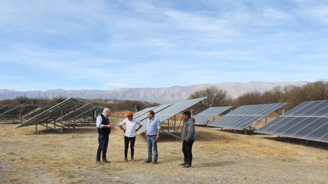 ElConstructorAR's tweet image. #VallesCalchaquíes: analizan #duplicar la #energía que se genera con #parquessolares
@GobiernoTucuman 
lc.cx/ZXtcdH