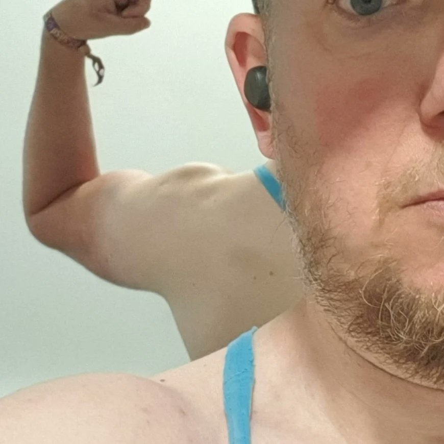 GavinWi79234383's tweet photo. Good #PullDay to start the new week. 5 days work will be a struggle after some nice time off lol π
πͺ#bodybuilding #muscles #gethuge #getwide #dreamhuge #TeamLetsGetHuge #TeamVikingMuscle #bettergymsidcup https://t.co/JwwRDBfUML