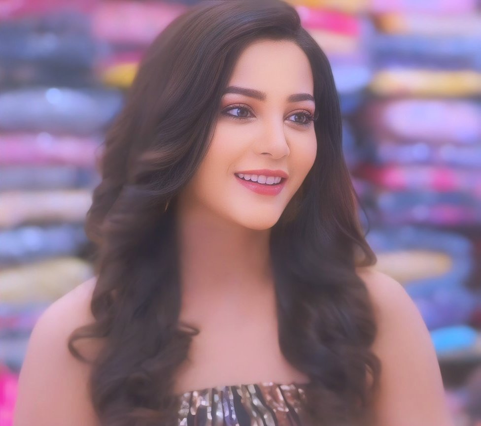 Hayeee, She looks soo pyaari 🤍😍

#KaveriPriyam #Aashka