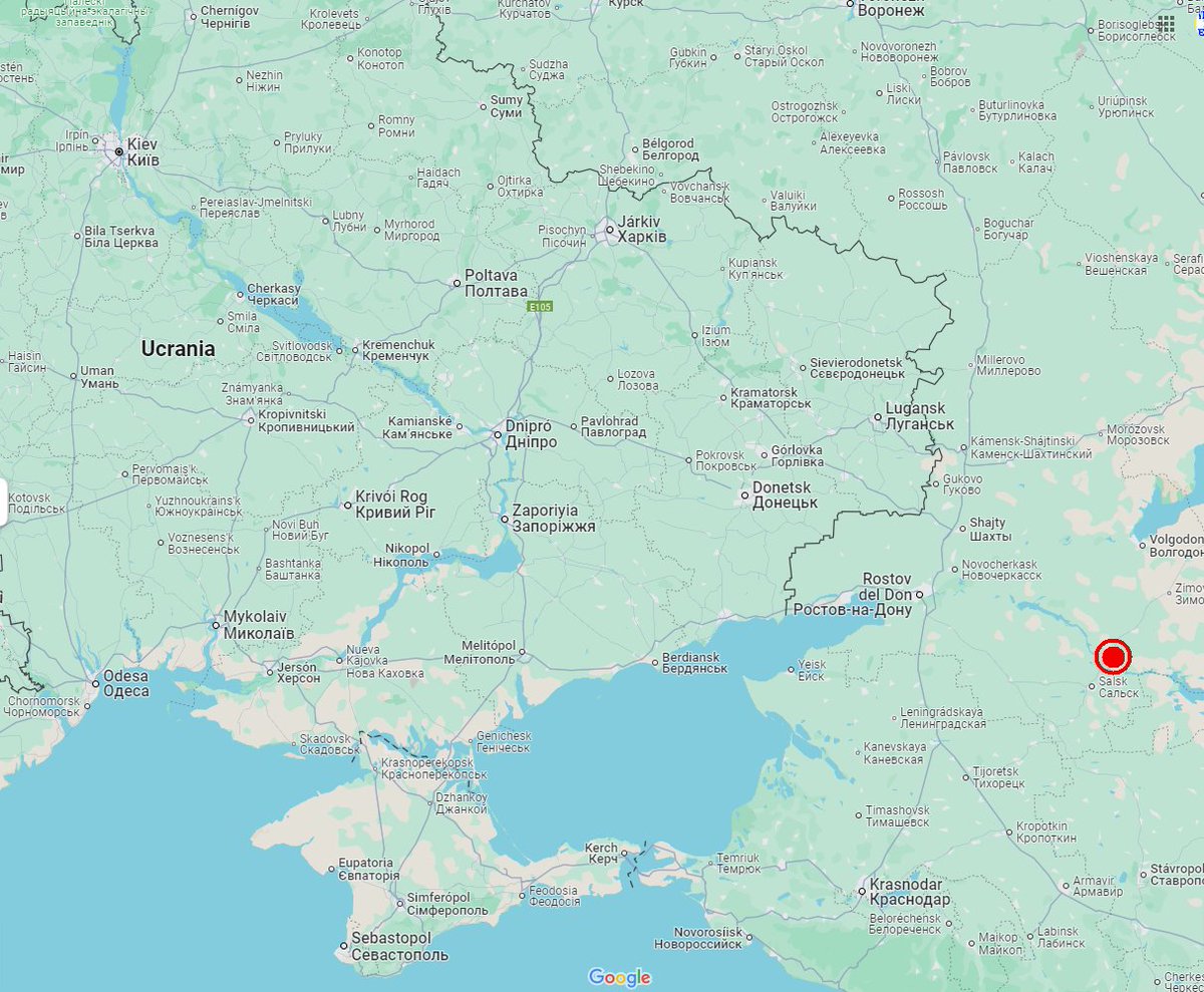 Viento_Este's tweet image. 🔥 🔥🔥 En la ciudad rusa de Proletarsk, región de Rostov, continúan ardiendo los depósitos de petróleo atacados anoche por Ucrania.
El humo del incendio se extiende a lo largo de 50 km y piden a los residentes no salir a la calle.

#GuerraEnUcrania #Ukraine #UkraineRussiaWar