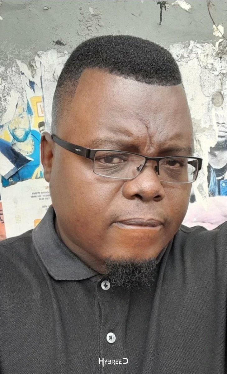 L E S E D I tweet media