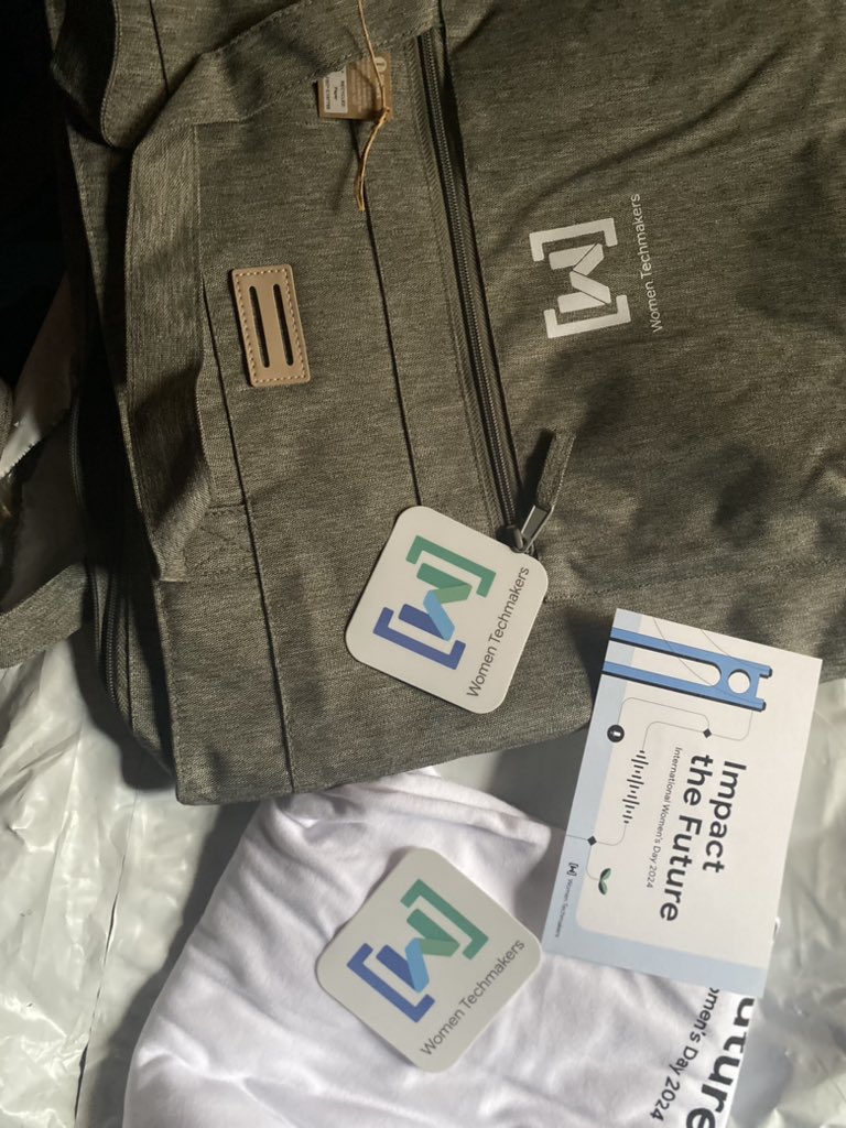 ToriaNnenna's tweet photo. About this time last year, I attended the onboarding meeting as a member of @WomenTechmakers  program and it has been a thrilling 12 months.

Excited to have received my first swag from Women Techmakers. Looking forward to doing greater things in the future!
#wtm https://t.co/SYkDmWpkWW
