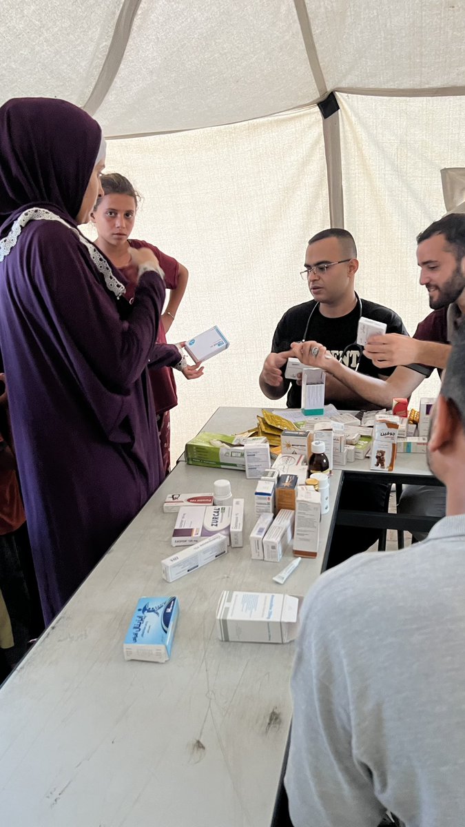 The closure of the crossing has caused us to be severely unable to provide medicines. Whoever can help bring in medicines for our team will greatly help in treating the displaced people here.