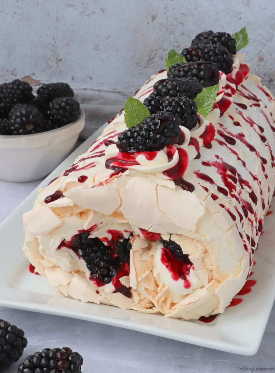 BakingExplorer's tweet photo. This Blackberry Meringue Roulade is perfect for enjoying this years blackberry crop! The meringue is really light, soft in the middle with a crunchy outside. Get the recipe: https://t.co/TK6HeVMvQX https://t.co/CidLb74Gtm