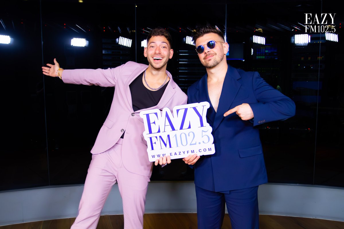 eazyfmTH's tweet image. เริ่มต้นสัปดาห์ด้วยความสนุกแบบสุดๆ เมื่อ #EazyFM เปิดบ้านต้อนรับ #CrashAdams ที่แวะมาทำกิจกรรม และพบปะกับแฟนๆ ที่ไทย ~ ใครพลาดชมสัมภาษณ์สดไป คลิกชมย้อนหลังกันได้ fb.watch/u2Nv_w7QzI/

@warnermusicth @crashadamsmusic
#คู่หูCanYouRap #CrashAdamsinBKK
#EazyFM1025 #EazyFMNowOn1025