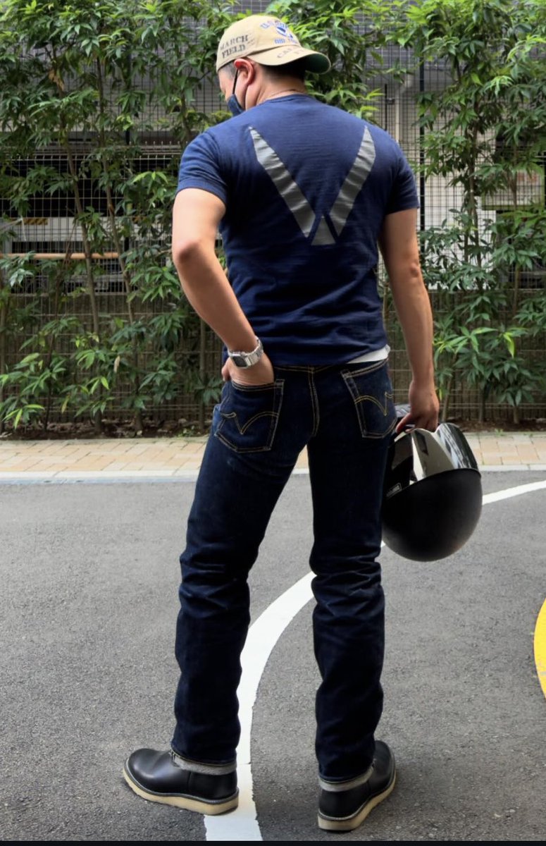 nojeans_nolife's tweet image. 今日はバイクの日（8／19）
昨日はパイパ○の日（8／18）
#buzzricksons
#ironheart
#redwing