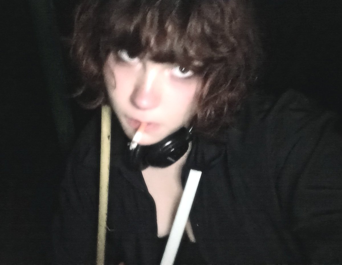 липа tweet media